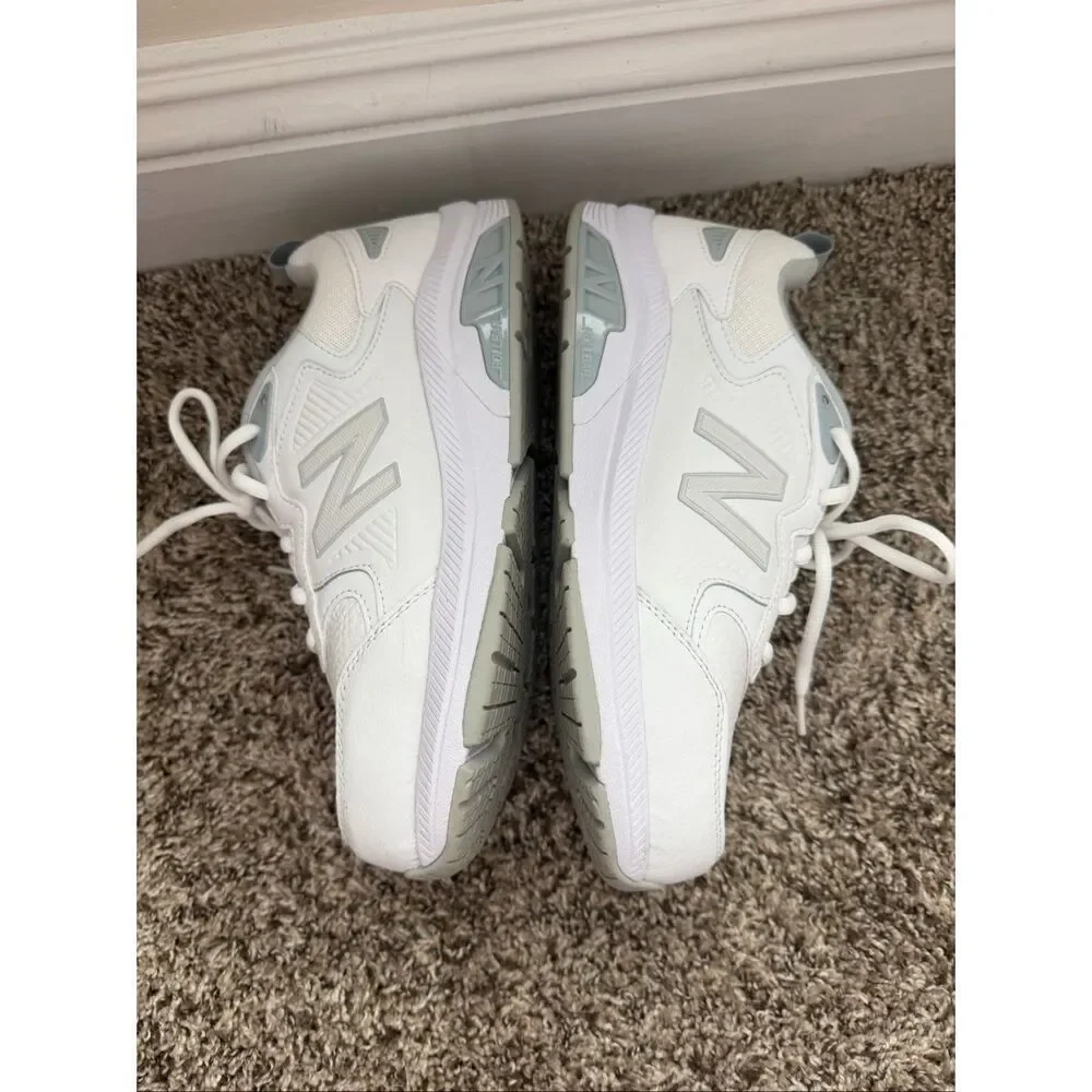 WOMEN’S NEW BALANCE 857 Wide Size W8.5 New without box